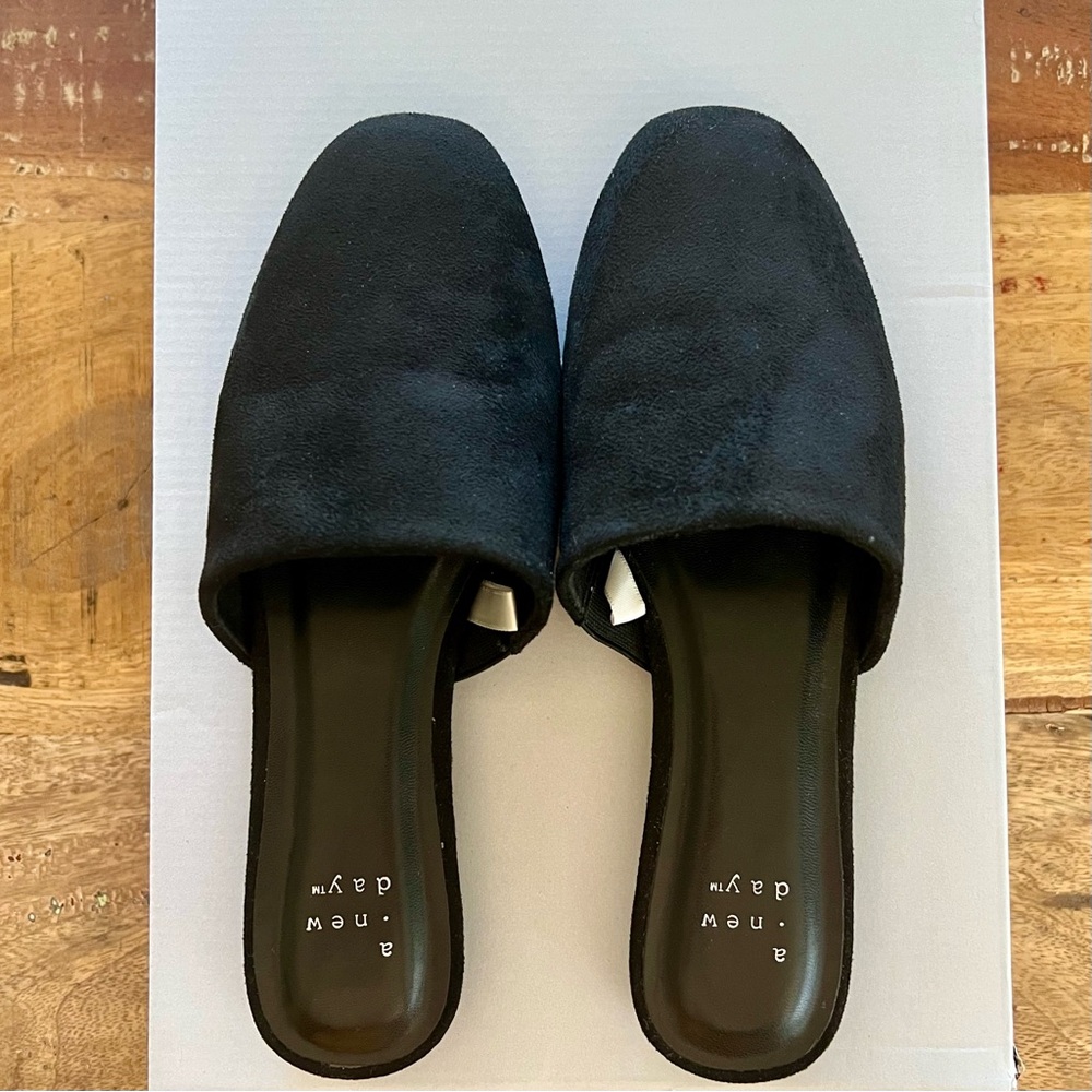 Women’s Thea Mule Flat with Memory Foam Insole - A New Day Black